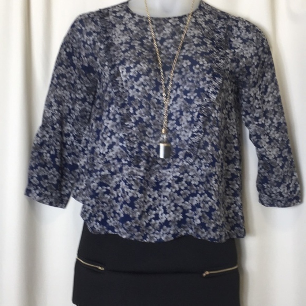 Madewell, 3/4 sleeve, silk top, size SMALL, EUC.